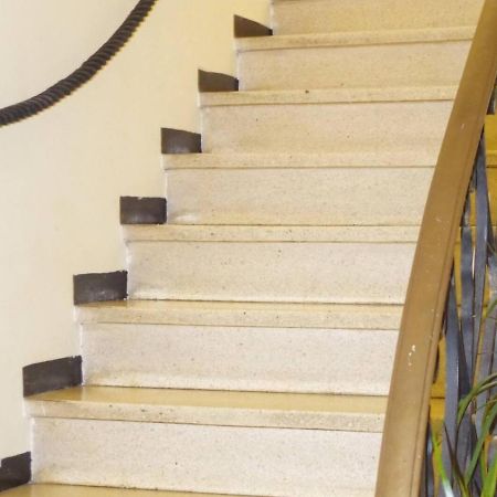 L'Appartement 90M2 Climatise アヴィニョン エクステリア 写真